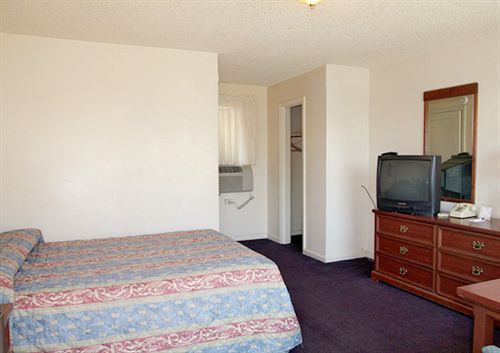 Dixie Palm Motel St. George Buitenkant foto